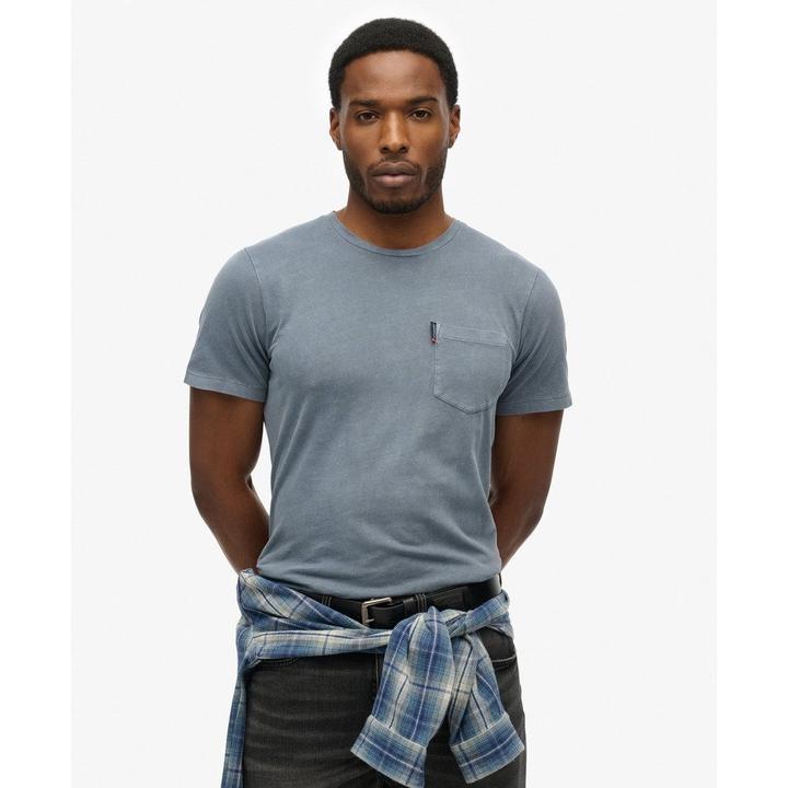 Actual product image Superdry Classic Essential Pocket Tee (M)