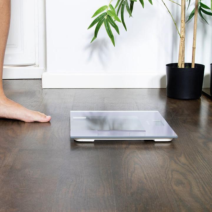 Immagine prodotto Cecotec Bilancia digitale da bagno Surface Precision 9100 Healthy Crystal Multicolore (180 kg)