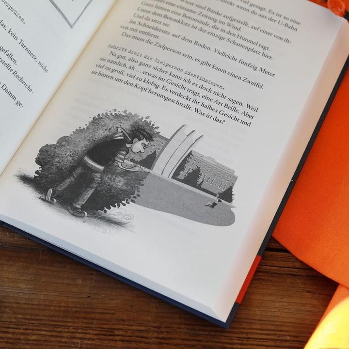 Actual product image Auf dem Gipfel wachsen Chinanudeln 1 (German, Benjamin Tienti, Sebastian Kiefer, Stephan Kiefer, 2022)
