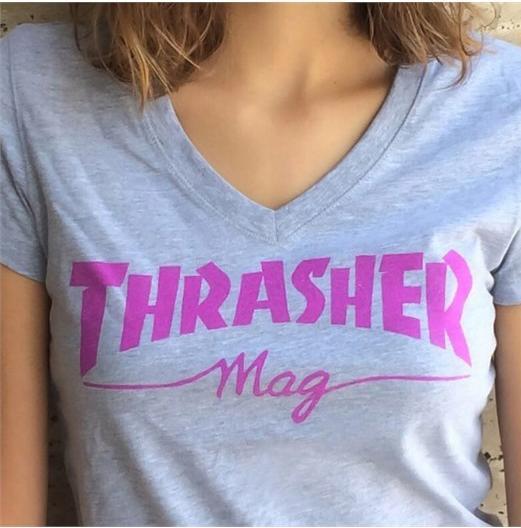 Immagine prodotto Thrasher Girl Mag Logo V-Neck T-Shirt (S)