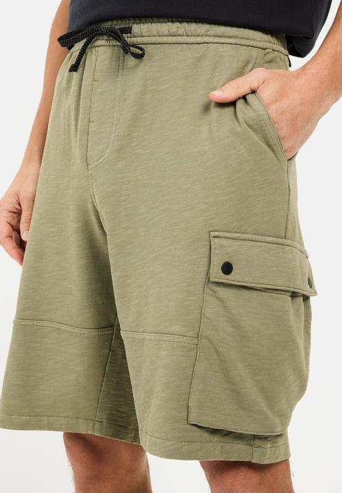 Actual product image Camel Active Sweatshorts mit Cargotaschen (3XL)