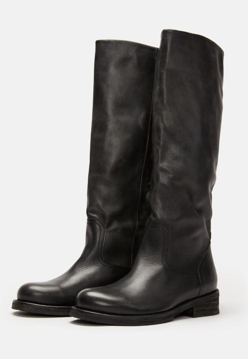 Actual product image Felmini Cooper A712, the biker boot from, is made from smooth leather with a vintage leather finish and (36)