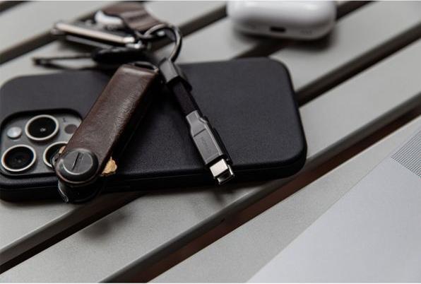 Actual product image Nomad ChargeKey USB-C to USB-C 240W Charging Cable 12cm (0.12 m, USB 3.1, 240 W)