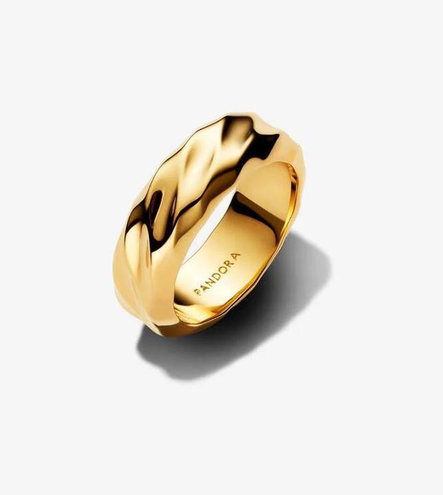 Actual product image Pandora Gewellter Breiter Band Ring (54)