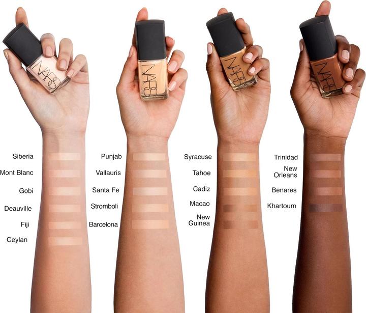 Immagine prodotto NARS Cosmetics Fondotinta Sheer Glow (Cadice)