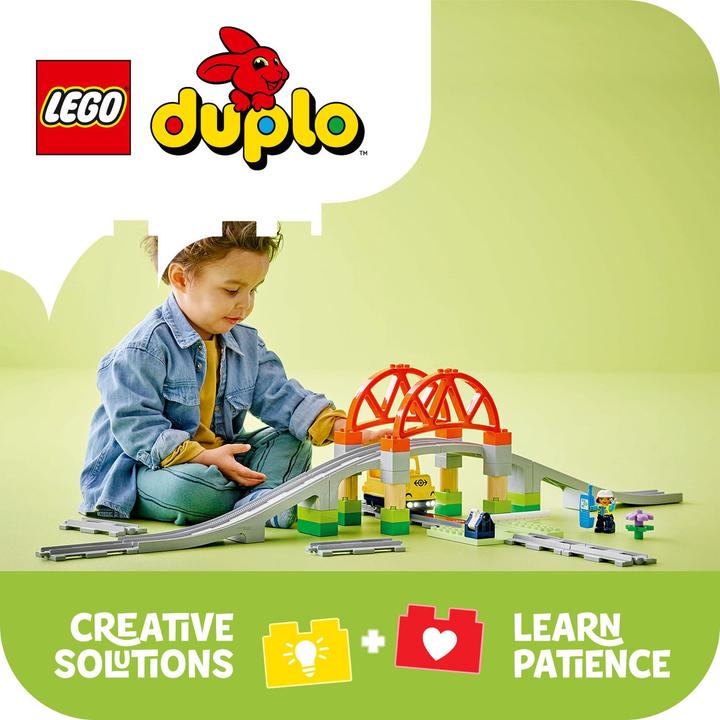 Produktbild LEGO Eisenbahnbrücke und Schienen - Erweiterungsset (10426)