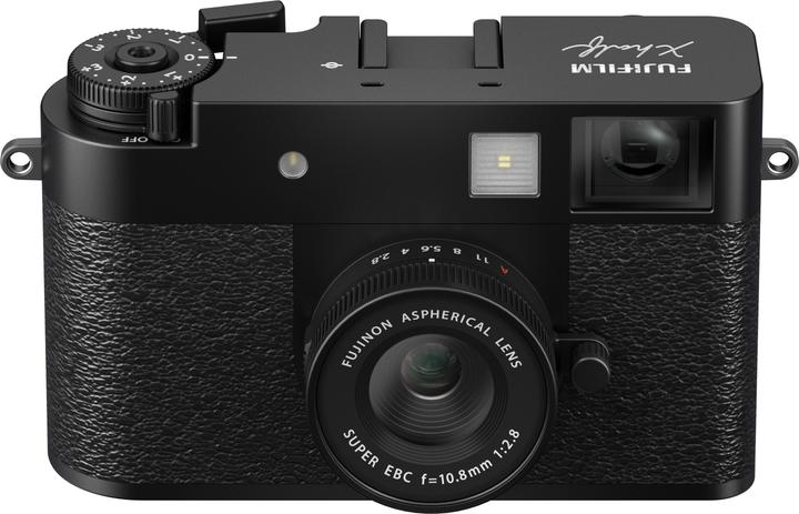 Fujifilm X-HF1 (17.74 Mpx, 1")