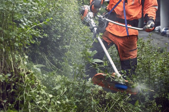 Actual product image Husqvarna 535iRXT (Trim line, Metal cutting blade)