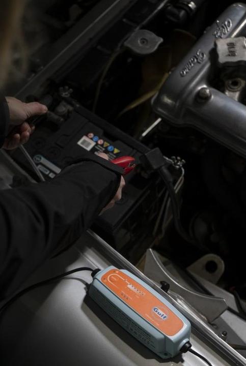 Image du produit Ctek Chargeur de batterie intelligent CT5 GULF EDITION limitée 12V 5A (12V)