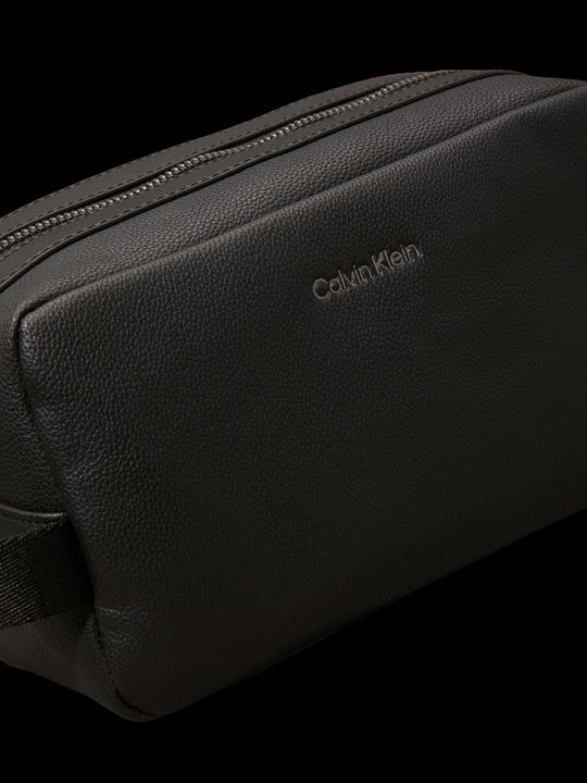 Actual product image Calvin Klein Warmth Washbag (51% RECYCLED POLYESTER, 49% POLYURETHANE)