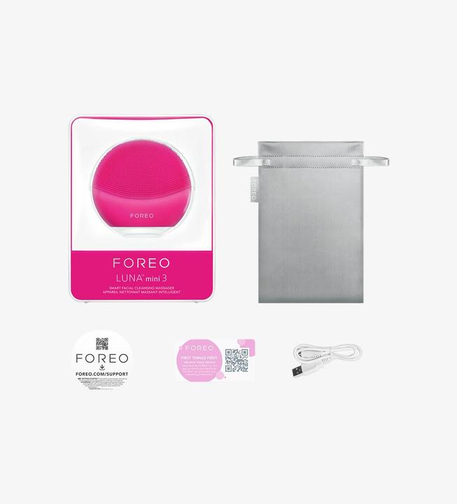 Actual product image Foreo Facial Cleanser Luna Mini 3 Fuchsia