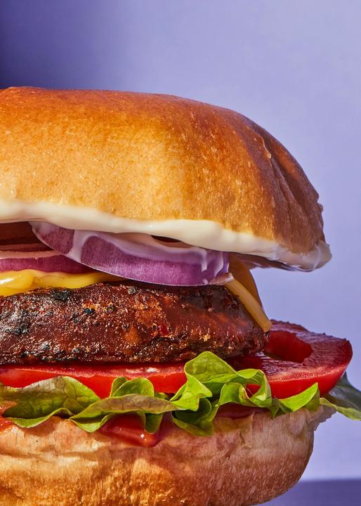 KoRo Prodotto biologico vegano in stile hamburger con seitan, shiitake e paprika (160 g)