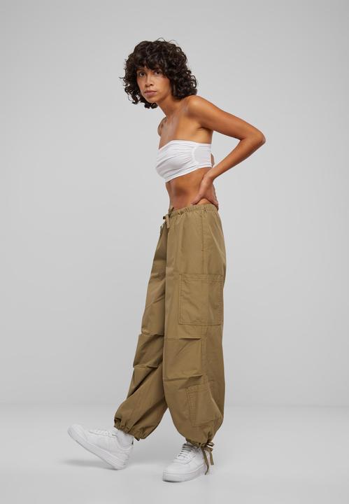 Immagine prodotto Urban Classics Pantaloni Cargo Parashute da donna in cotone - 166855 (5XL)