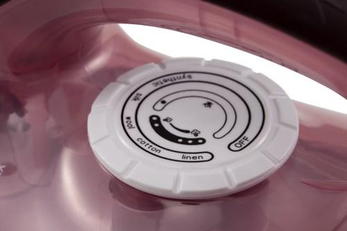 Produktbild Mesko MS 5028 Bügeleisen Trocken- & Dampfbügeleisen Keramik-Bügelsohle (2600 W, 60 g/min)