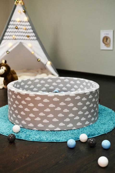 Immagine prodotto Knorrtoys Bällebad soft - "Grey white clouds" - 300 balls creme/grey/lightblue (ca. 6cm Durchmesser)