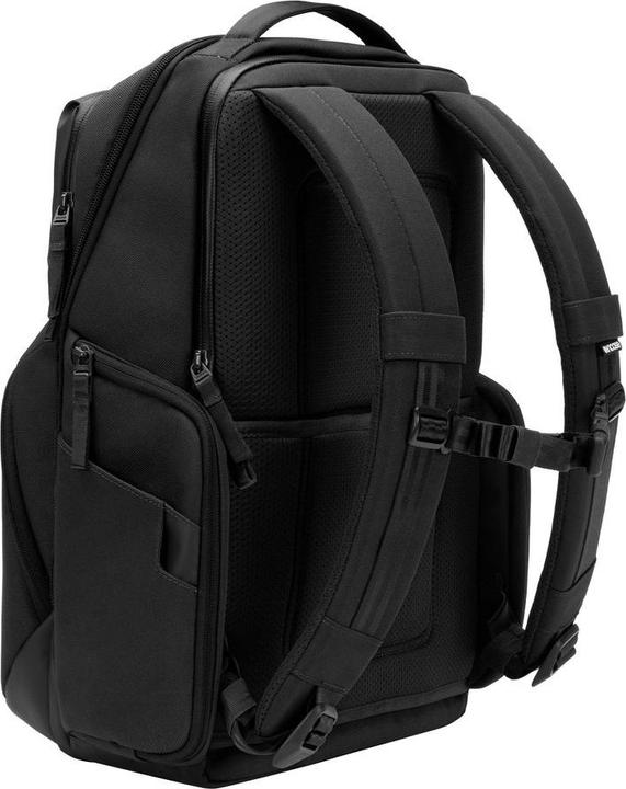 Actual product image Incase A.R.C. Commuter Pack 16"