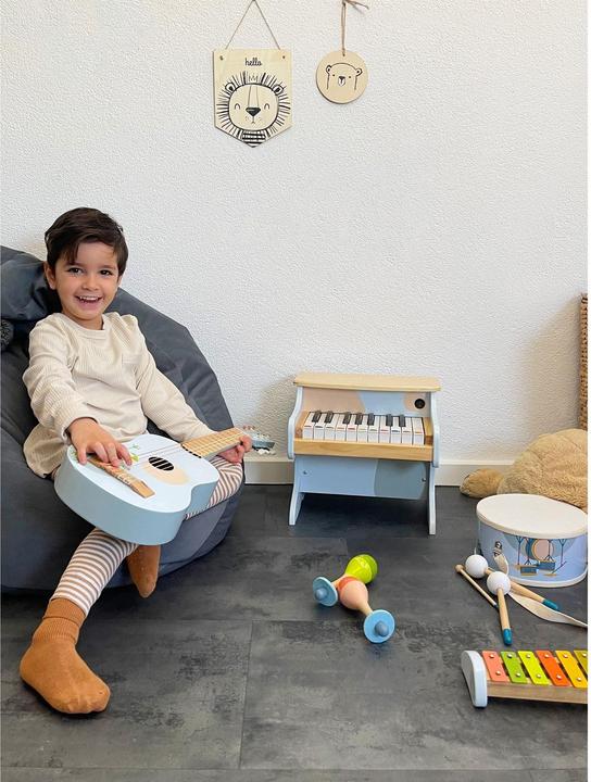 Actual product image small foot Piano Groovy Beats (German, French, Italian, English)
