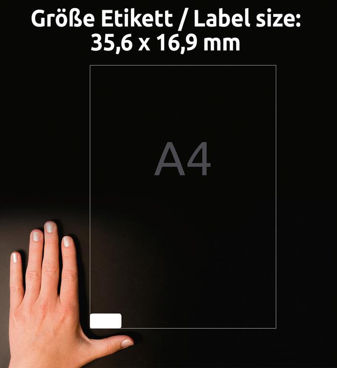Actual product image Avery Universal labels