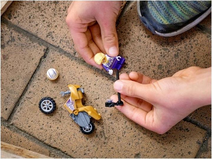 Actual product image LEGO Selfie stunt bike (60309, LEGO City)