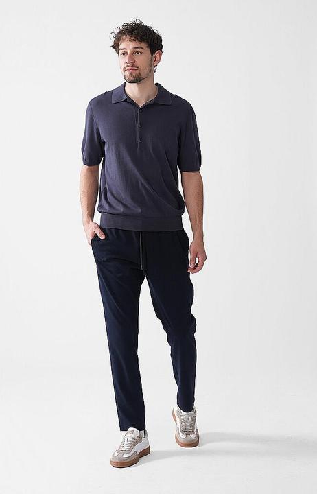 Actual product image Closed Poloshirt (L)