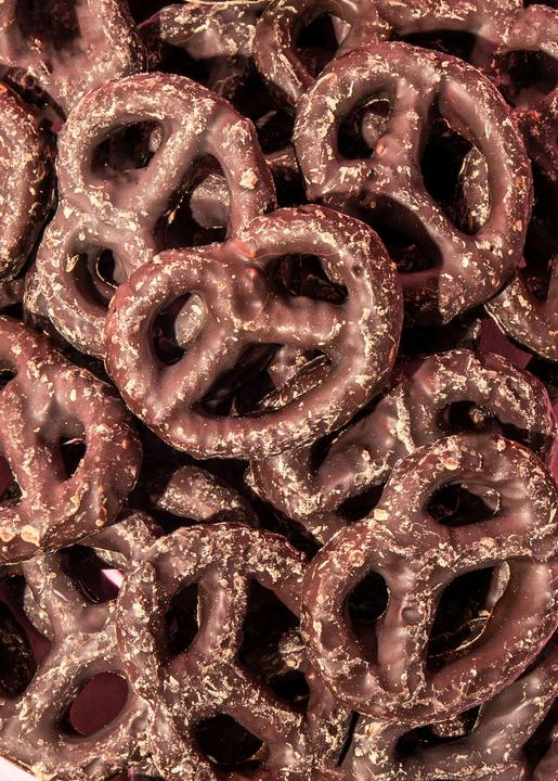 Produktbild KoRo Laugebrezeln in dunkler Schokolade (1 Stk., 1000 g)