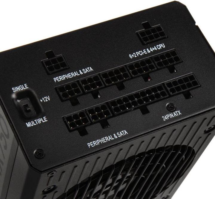 Actual product image Corsair Hx750 (750 W)