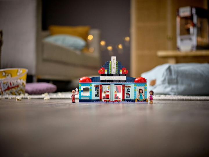 Produktbild LEGO Heartlake City Kino (41448, LEGO Friends)