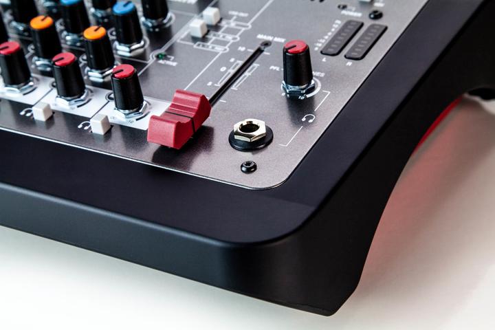 Produktbild Allen & Heath ZEDi-8 (Studio- und Livemixer)