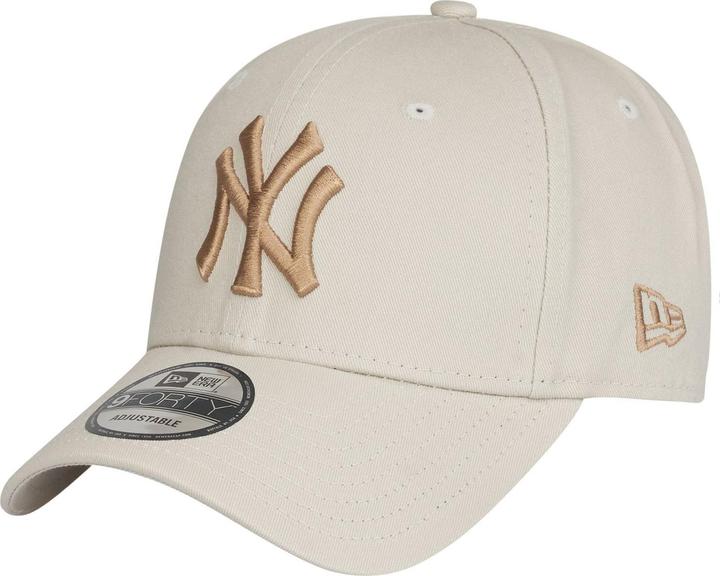 Actual product image New Era 9Forty Strapback Cap New York Yankees stone khaki
