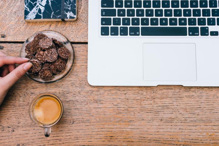 Actual product image Ape Snacks Chocolate Coconut bites (26 g)