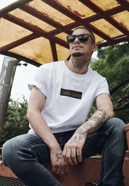 Image du produit Mister Tee Fake Love Tee (L)