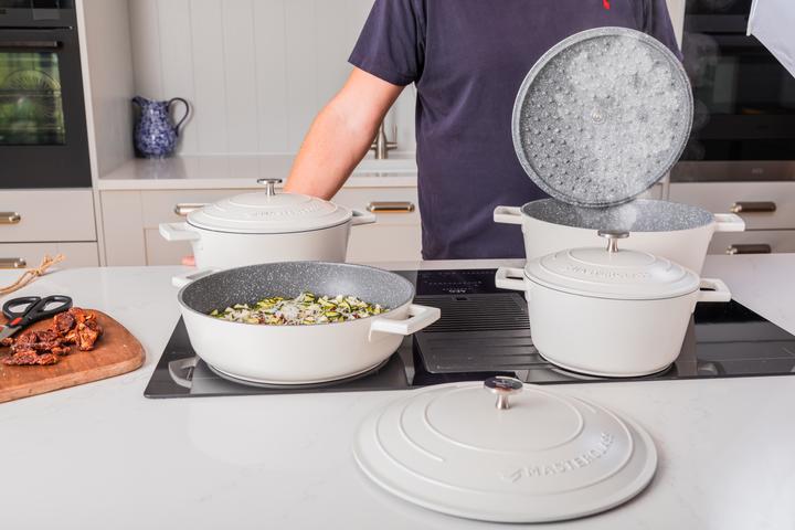 Produktbild Master Class Casserole Dish (Pfannenset + Topfset, Aluminium)