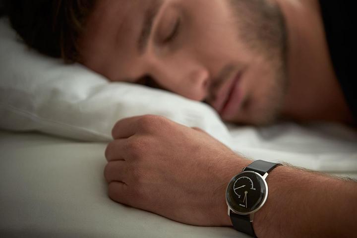 Actual product image Withings Activité Steel (Hybrid watch, Analogue wristwatch, 36 mm)
