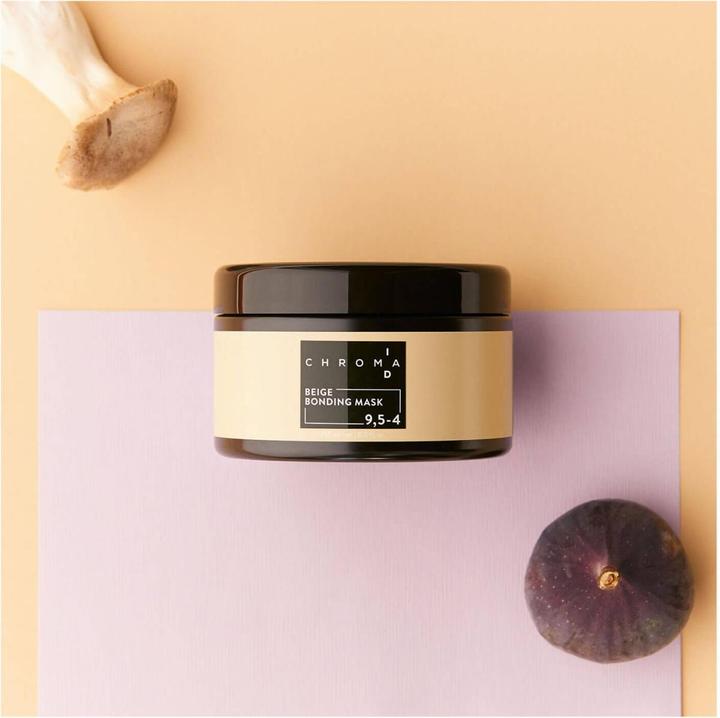 Actual product image Schwarzkopf Professional Chroma ID Bonding Color Mask 9.5-4 Platinum Blonde Beige (300 ml)