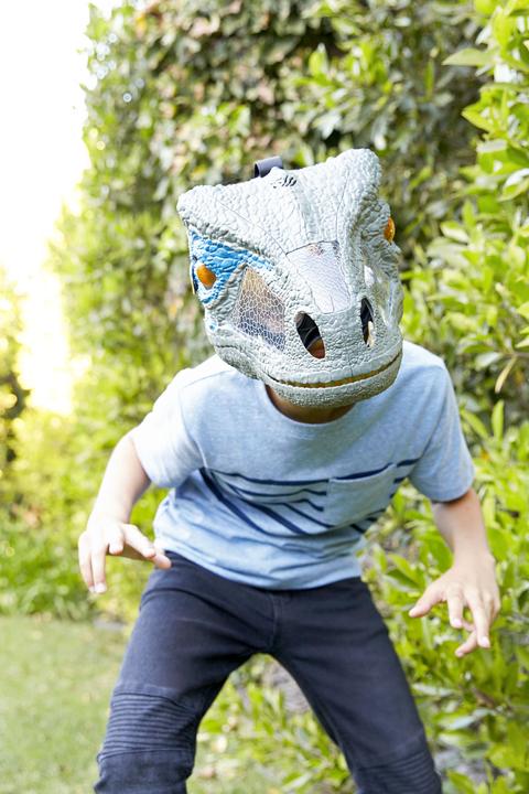 Produktbild Mattel Games Jurassic World Velociraptor Blue Deluxe Maske mit Geräuschen