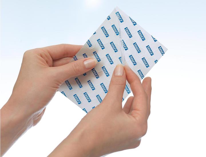 Produktbild tesa TACK doppelseitige Klebebads, transparente Klebestreifen (0.02 kg)