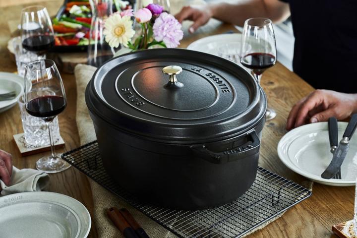 Produktbild Staub Cocotte (41 cm, Bräter + Schmortopf, Gusseisen)