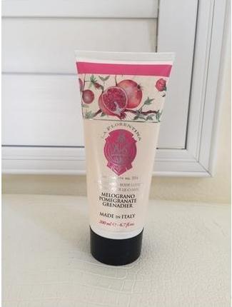 Immagine prodotto La Florentina Italia Latte Lozione per il corpo per tutte le pelli sigillato 6,7 oz - Nuovo (Latte corpo, 200 ml)