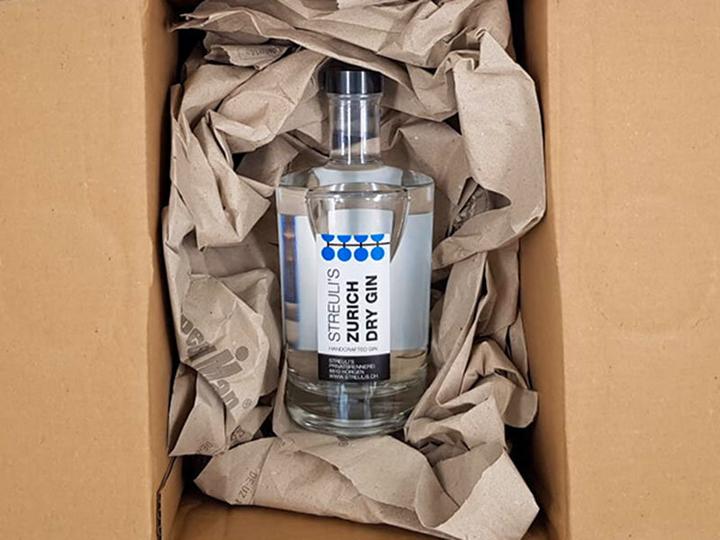 Produktbild Smartbox Gin-Abo für 3 Lieferungen mit je einer Flasche Schweizer Gin (1 Pers.)