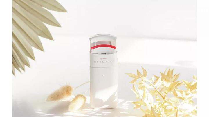 Actual product image TOP Heated eyelash curler
