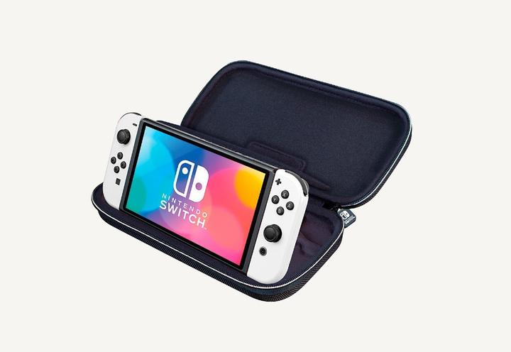 Actual product image Nacon Gaming Deluxe Travel Case (Switch, Switch Lite, Switch OLED)