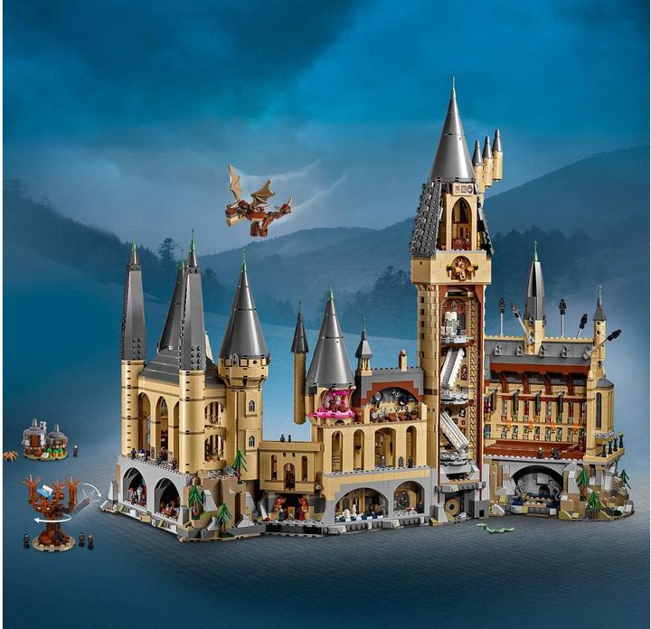 Productafbeelding LEGO Harry Potter Kasteel van Zweinstein (71043, LEGO Harry Potter, LEGO Zeldzame Sets)