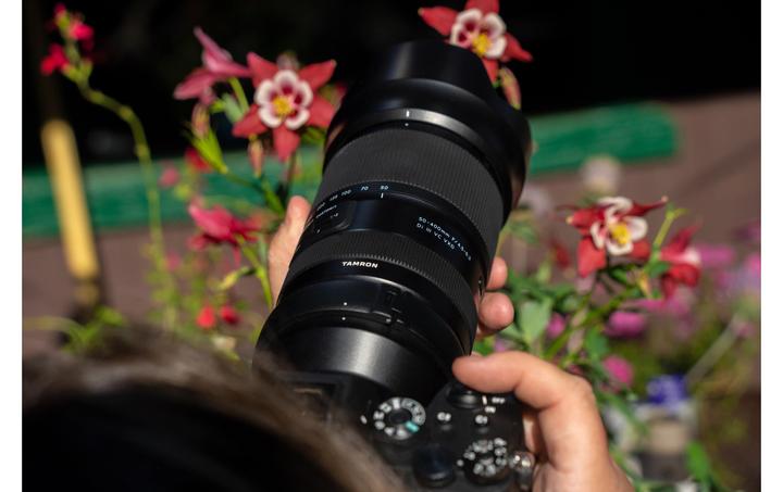 Produktbild Tamron AF 50-400mm F/4.5-6.3 Di III VC VXD (Sony E, APS-C / DX, Vollformat)