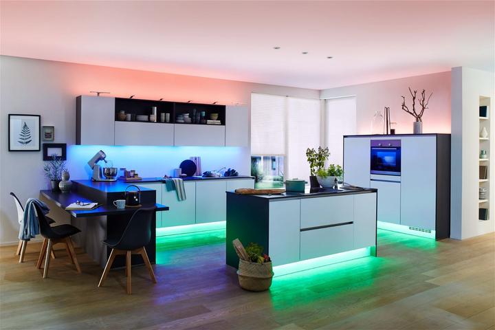Actual product image Paulmann MaxLED 500 Stripe Set (RGBW, White, 500 cm, Indoor)