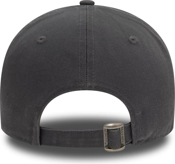 Actual product image New Era 9Forty Strapback Cap - METAL PIN BADGE charcoal