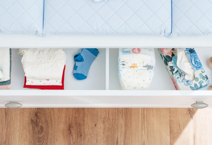 Produktbild Pinolino Kinderzimmer 'Laura' breit (Babybett, Wickelkommode, Kinderkleiderschrank)