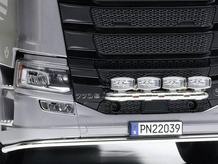 Image du produit Tamiya 1/14 RC Scania 8x4/4 Gun Metal (Kit)