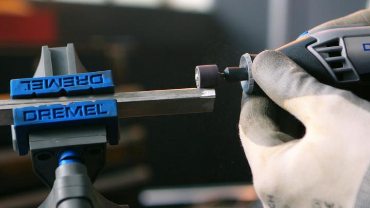 Produktbild Dremel Schleifbänder Ø 13,0 mm, Körnung 120 (6 Stück) (120)