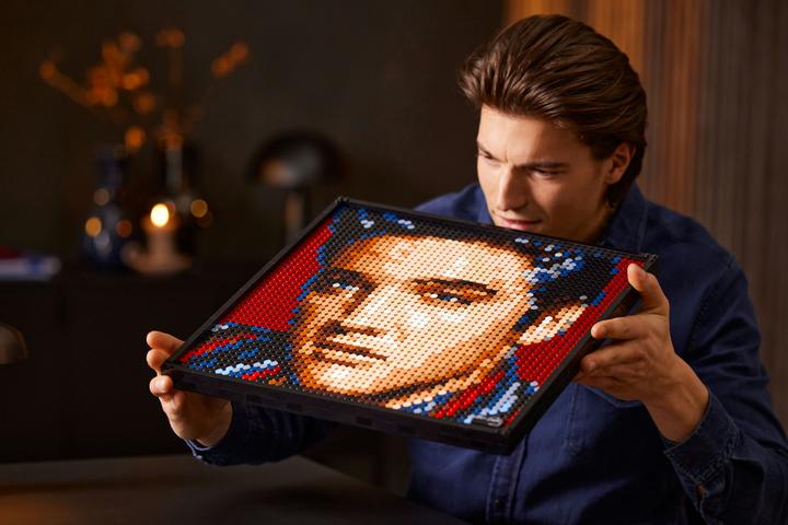 Image du produit LEGO Elvis Presley - Le roi (31204, LEGO difficiles à trouver)