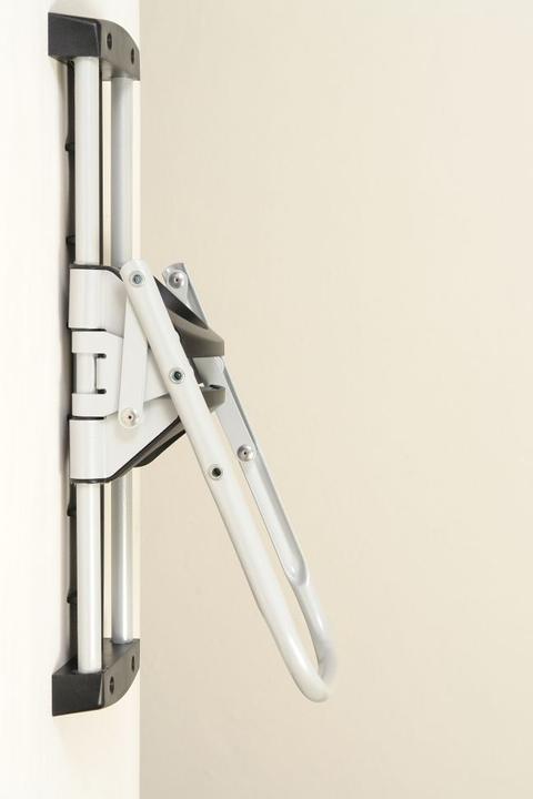 Immagine prodotto Steeltec Schiaccia bottiglie in PET Ecopress, per bottiglie di plastica, riduce i rifiuti, 49x16,5x10 cm (Misuratore bar)